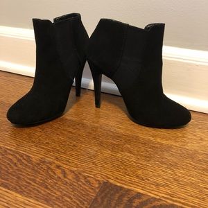 Steve Madden Black High Heel Shoes